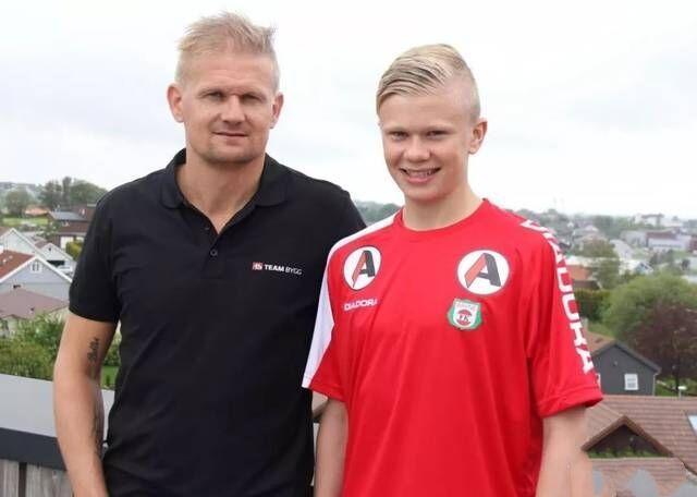 西蒙尼：勒诺尔芒训练表现很好，不会对阿尔瓦雷斯有特殊要求