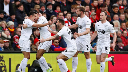 CBA杯战报：阿诺斯克22分，香港金牛104-79大胜四川