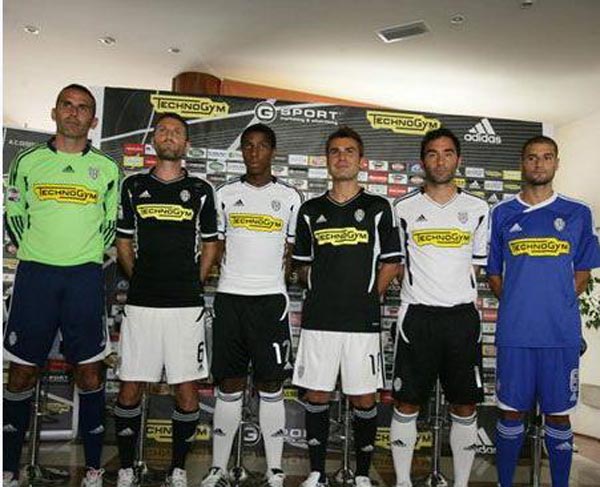 最后时刻连续3记关键三分！姜伟泽15中8&三分10中4轰下22分