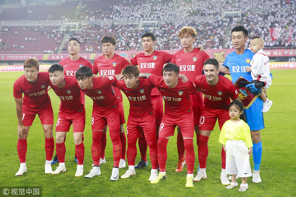 如果我是曼联高层，直接租米特洛维奇先顶着